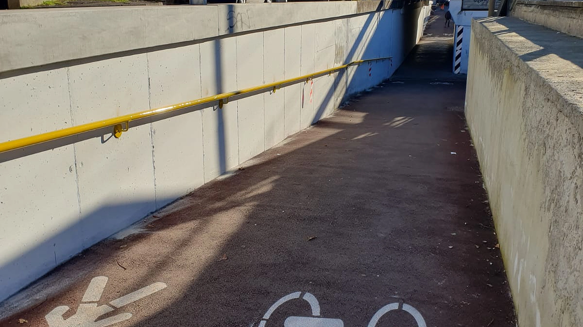 Sottopasso ciclo/pedonale v. Milano